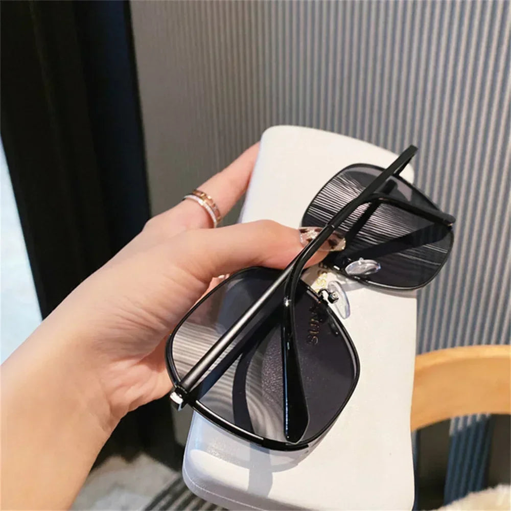 Women Oversized Polarized Sunglasses
 Fashion Gradient Shade Sunglasses