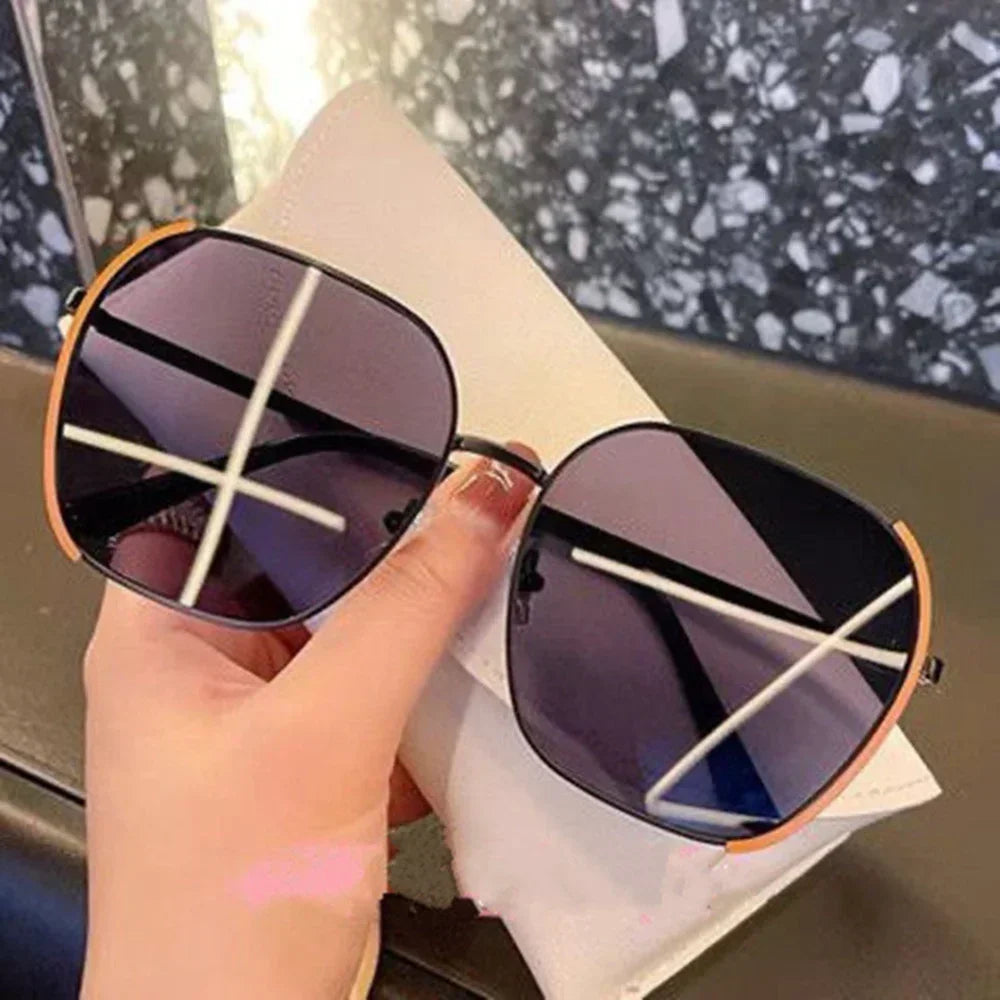 Women Oversized Polarized Sunglasses
 Fashion Gradient Shade Sunglasses